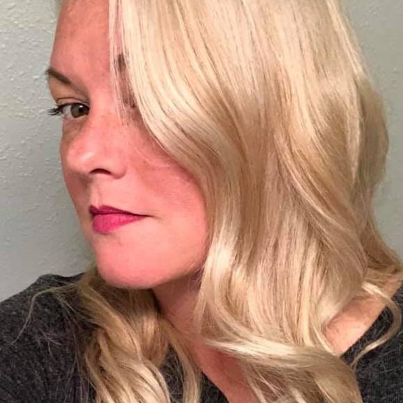 Meet your Posher, Casey - Picture 1 of 1